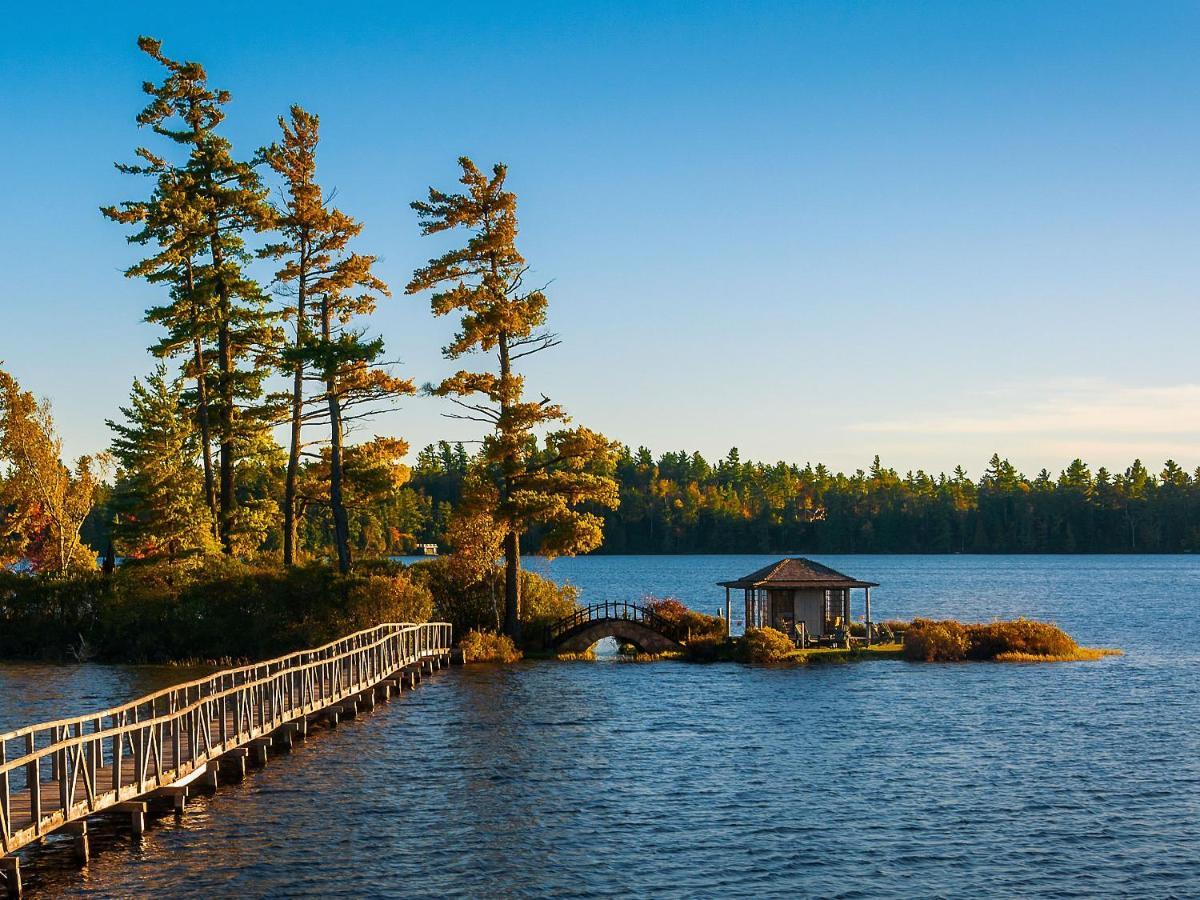 White Pine Camp Hotel Paul Smiths Екстериор снимка