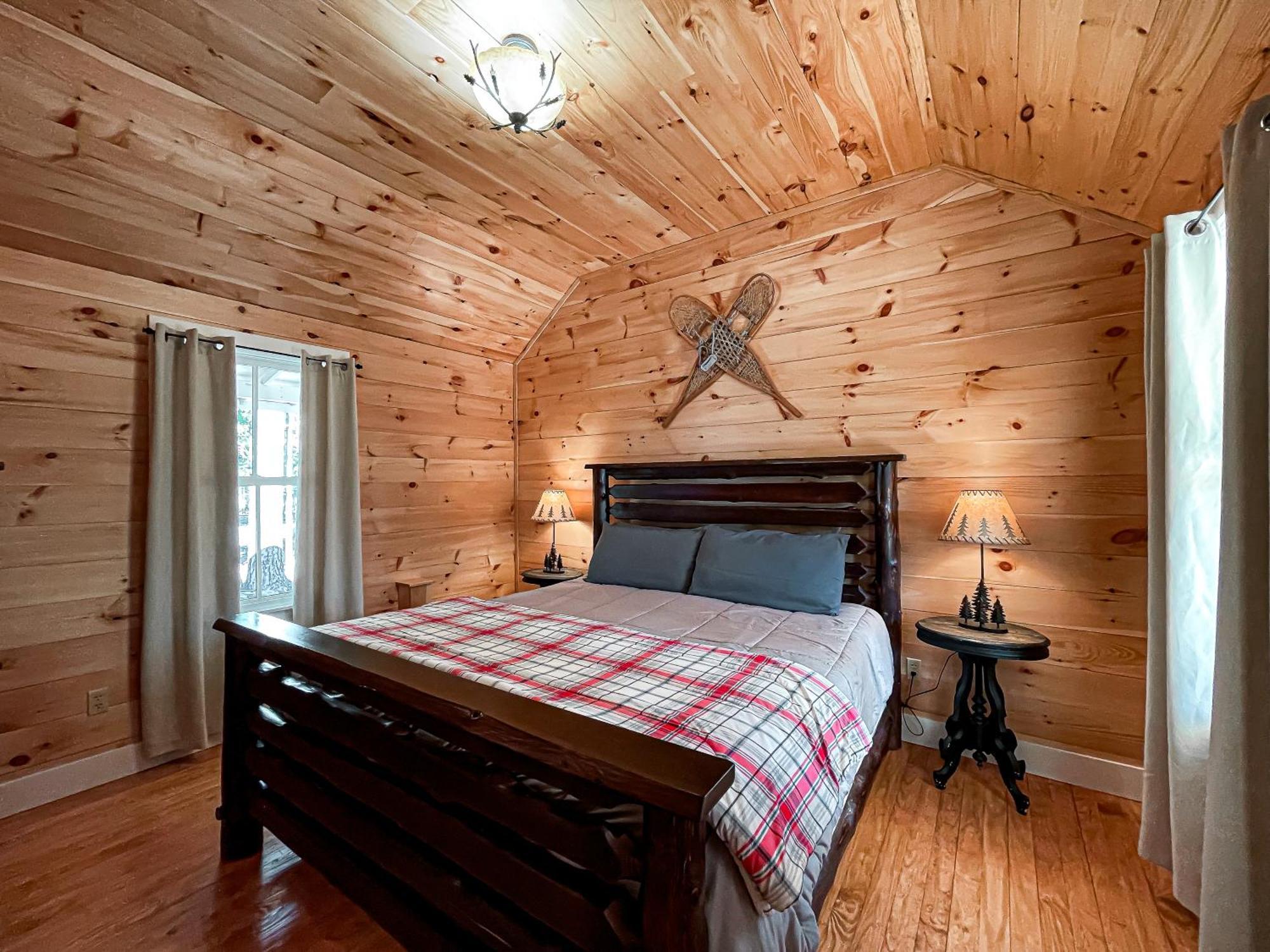 White Pine Camp Hotel Paul Smiths Стая снимка
