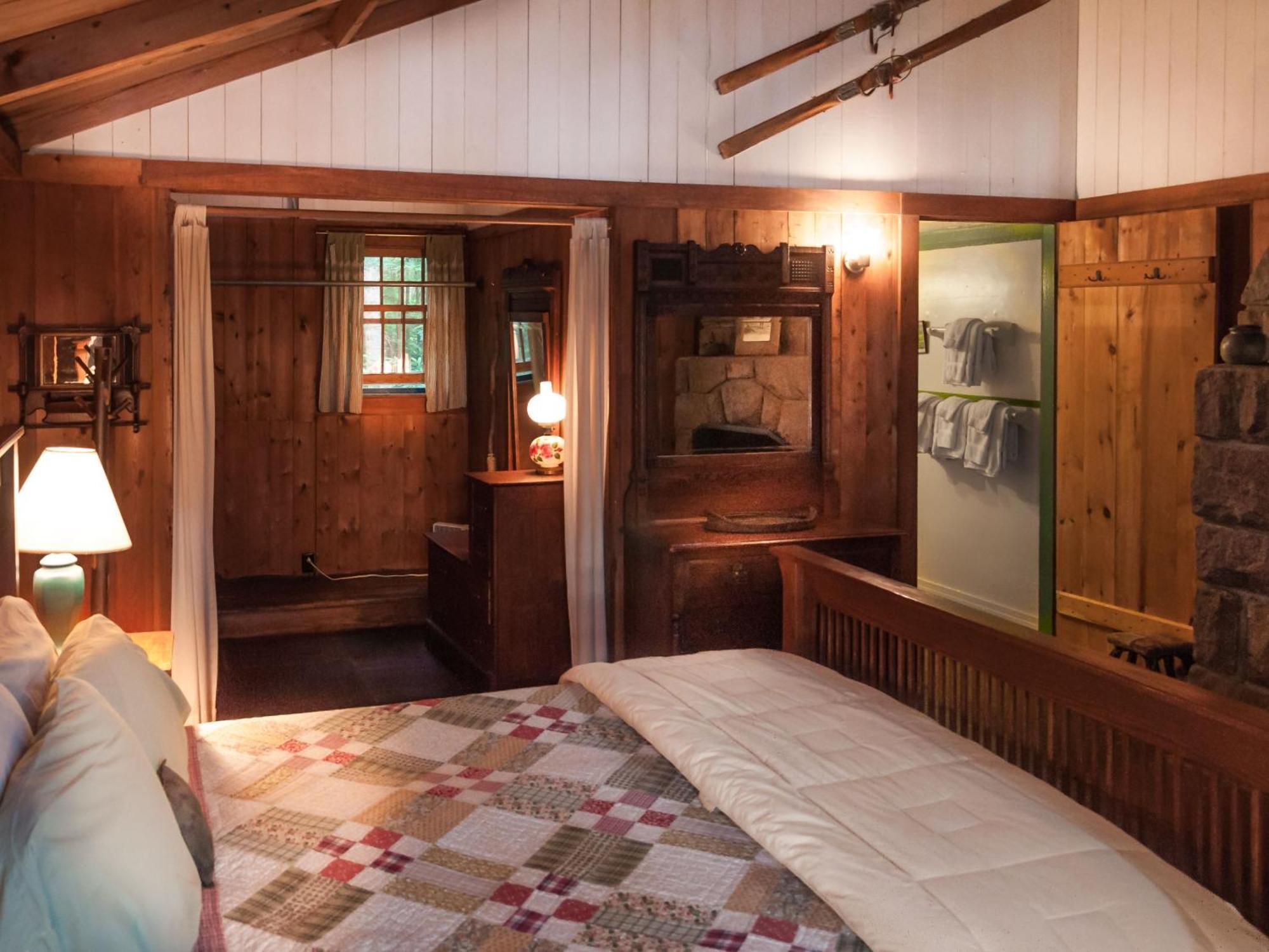 White Pine Camp Hotel Paul Smiths Стая снимка
